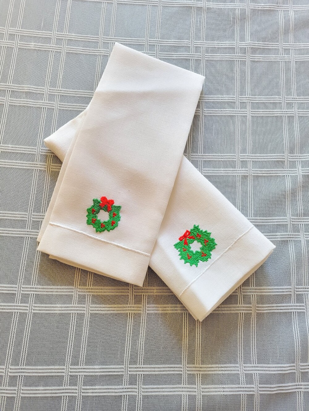 Vintage Christmas Holiday Napkins - 2